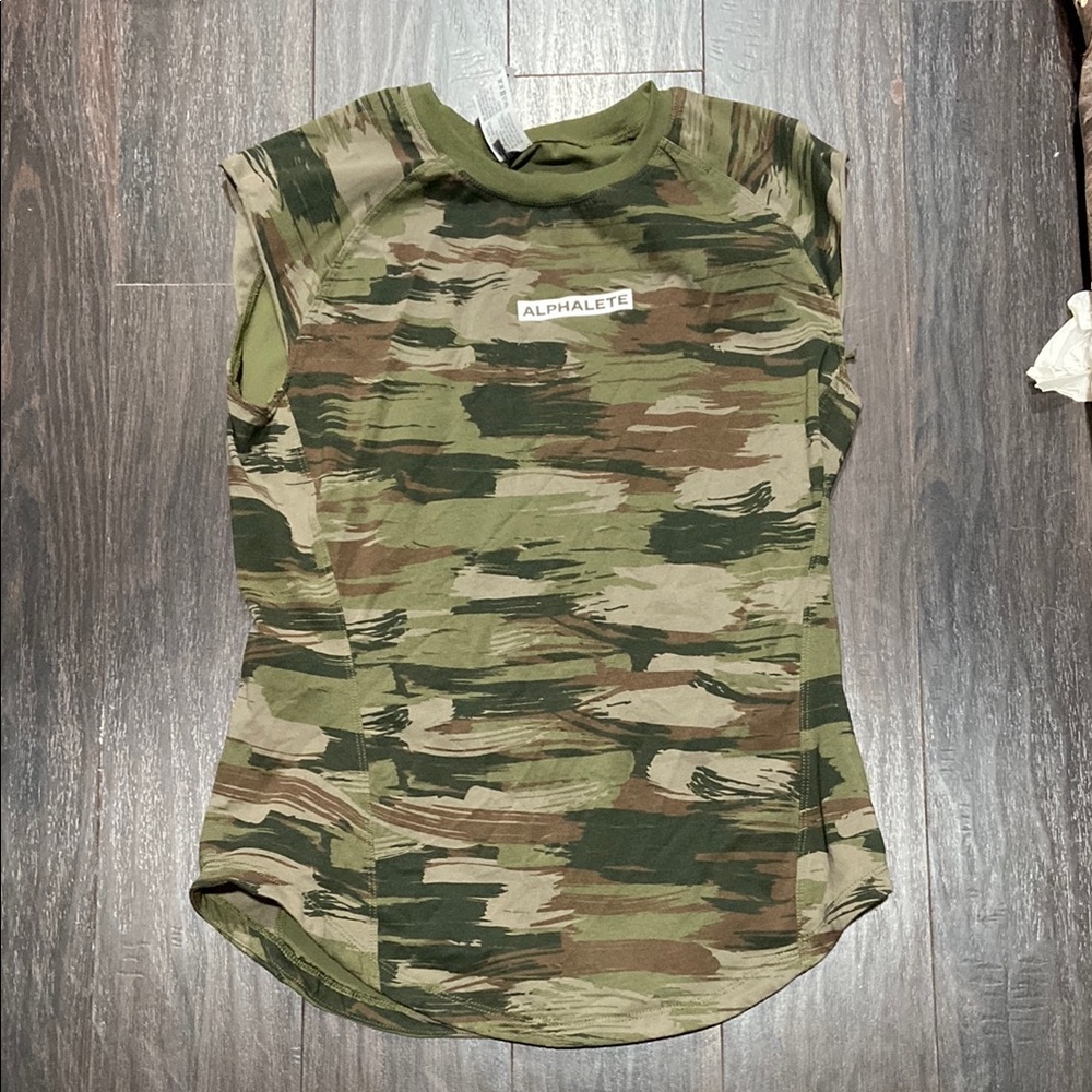 Alphalete Camouflage Sleeveless Top